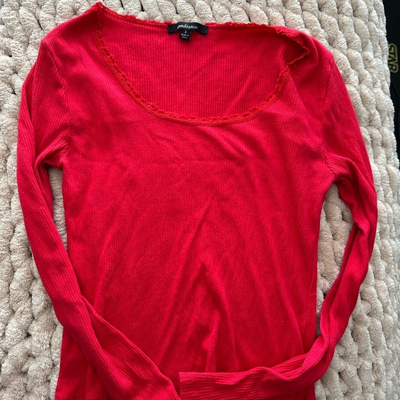 Ambiance Red Long Sleeve Top Size Small - has a lace trim around neck line - Picture 1 of 1